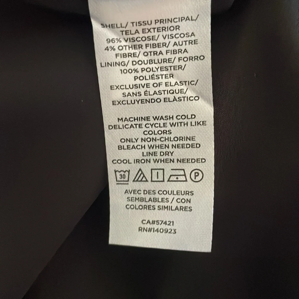 Loft romantic black blouse with metallic design. SZ M - Picture 7 of 8